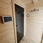 Blockhuette Nyaraló